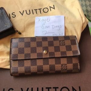 ❌❌SOLD❌❌trifold damier ebene lv wallet